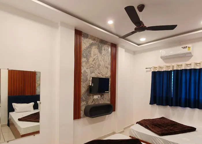 Hotel Ellora Cave